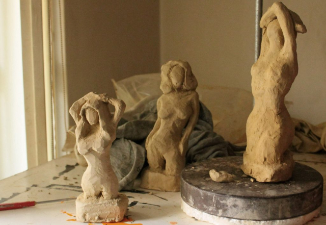 Figurative sculptures, clay, 2020